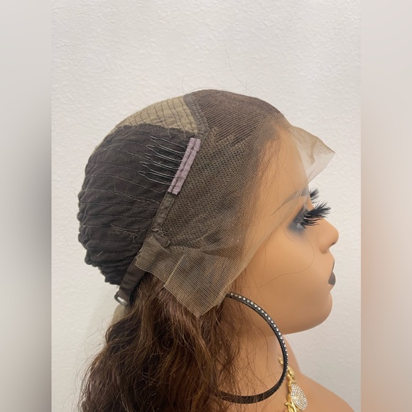 New! Color #4, 12” 13x4 Lacefront, Human Hair Color #4, Wavy Wig - Picture 9 of 10